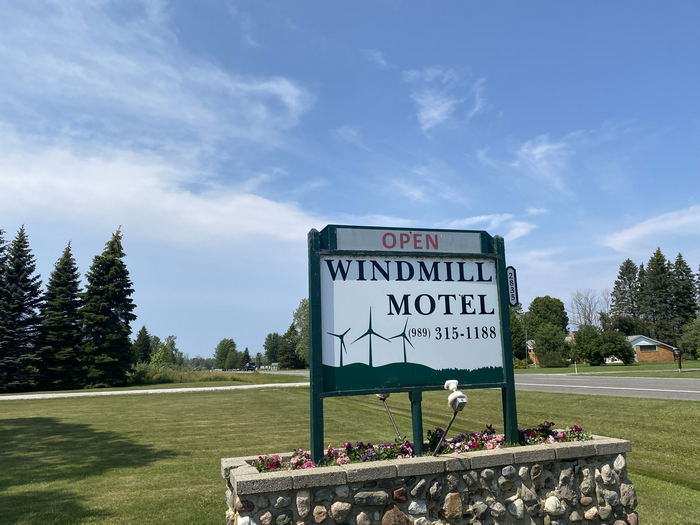 Windmill Motel (Siemen Motel) - June 2021 Photo From Me